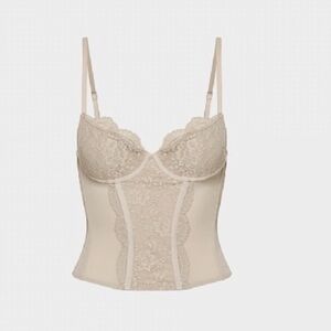 Aritzia Lace Bustier in Cream
